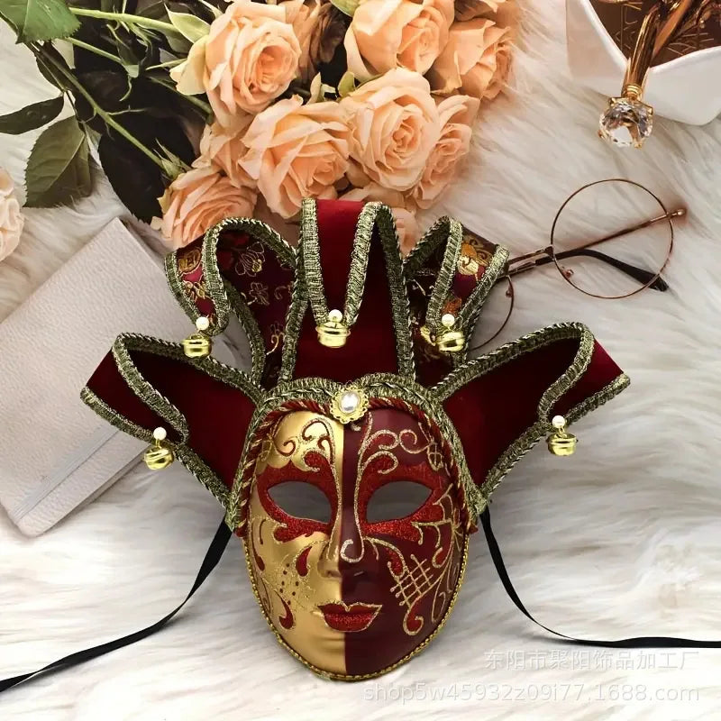 Fulldekkende narrmaske med bjeller